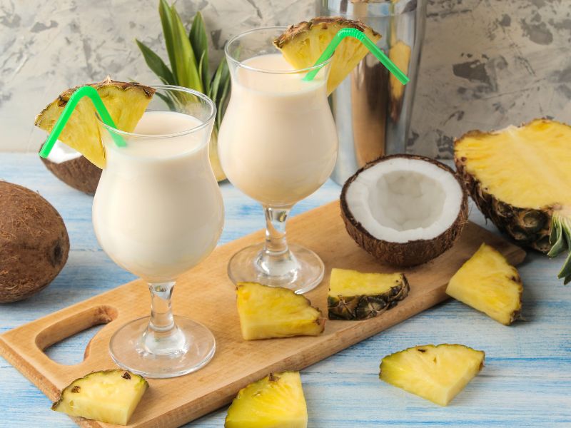 cócteles piña colada